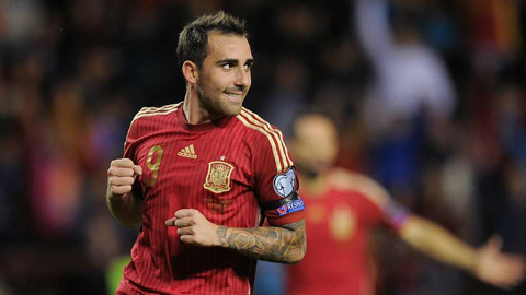 Tiền đạo Paco Alcacer (Tây Ban Nha): 5 bàn/442 phút