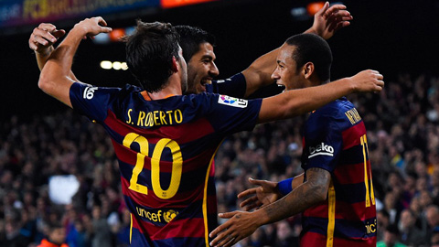 Neymar ghi 4 bàn cho Barca trong thắng lợi 5-2 trước Vallecano