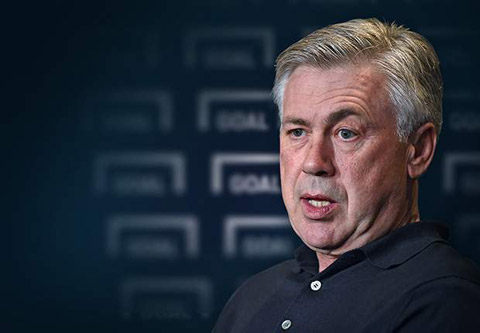 HLV Ancelotti không tin vào khả năng đi tiếp của Arsenal