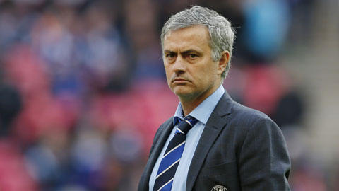 Mourinho đi đâu nếu bị Chelsea sa thải?