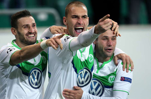  Wolfsburg -102 triệu euro