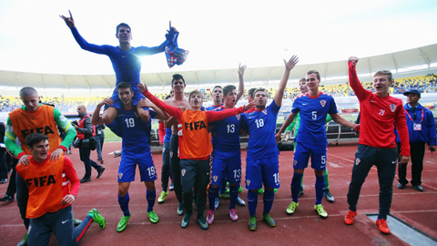 U17 Croatia ăn mừng sau khi giành vé vào chơi vòng tứ kết