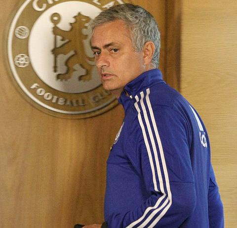 Tất cả đều hồi hợp chờ đợi xem Mourinho sẽ ra sao sau trận đấu giữa Chelsea và Liverpool