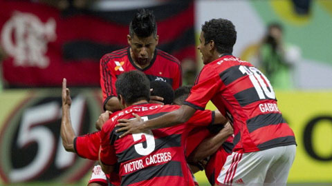 02h00 ngày 2/11: Gremio vs Flamengo