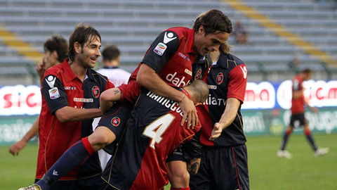 02h30 ngày 3/11: Cagliari vs Vicenza