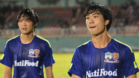 Thảm bại 0-4, đội bóng tương lai của Tuấn Anh chưa thể trụ hạng J.League 2