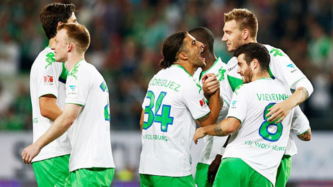 02h45 ngày 4/11, PSV vs Wolfsburg: Bầy sói an toàn trở về?