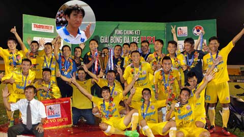 HLV Phan Thanh Hùng (HN T&T): "U21 Hà Nội T&T vô địch rất ấn tượng!"
