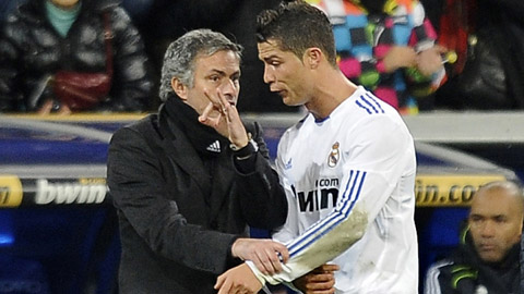 Mourinho và Ronaldo từng suýt lao vào choảng nhau