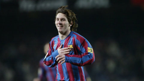 10 năm Messi ghi bàn đầu tiên ở Champions League