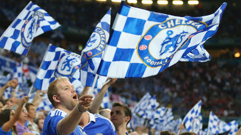 Chelsea thoát án phạt CĐV la ó bài hát Champions League