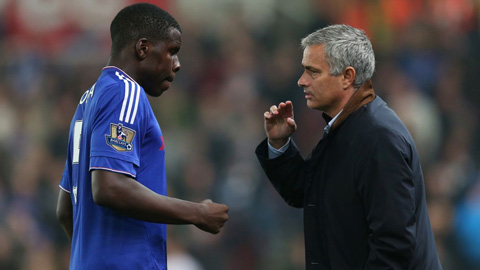 Sự đa năng của Zouma sẽ giúp ích rất nhiều cho hàng thủ Chelsea