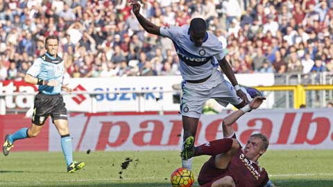 Torino 0-1 Inter: Inter nghiến răng  giành 3 điểm