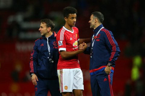 Cũng trong trận đấu này, HLV Louis van Gaal đã trình làng một cầu thủ mới 18 tuổi: Cameron Borthwick-Jackson