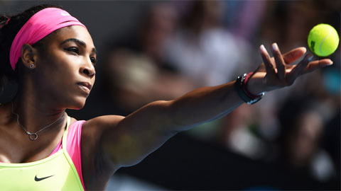Serena Williams lần thứ 5 kết thúc mùa giải ở ngôi số 1