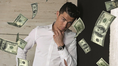 Mỗi phút Ronaldo kiếm được bao nhiêu tiền?