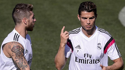 Thua Sevilla, Ronaldo nổi cáu với Ramos