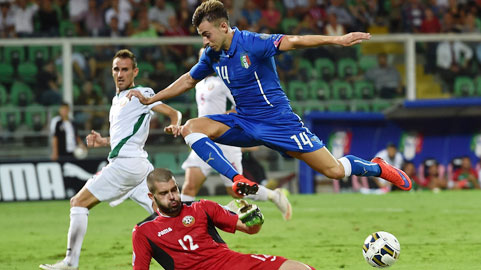 02h45 ngày 18/11, Italia vs Romania: Lúng túng bên bức tường