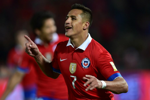 Alexis Sanchez bị nghi dính chấn thương khi tập trung cùng Chile