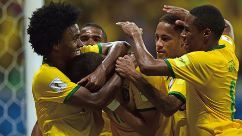 Brazil vươn lên vị trí thứ 3 trên BXH