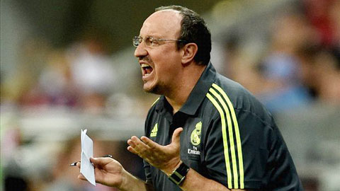 Tiết lộ: Benitez bị ép chọn đội hình cho Siêu kinh điển