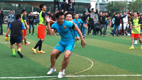 Giải bóng đá xứ Nghệ khu vực miền Bắc: FC Anh Sơn gặp FC Choa Củ Gấu ở chung kết