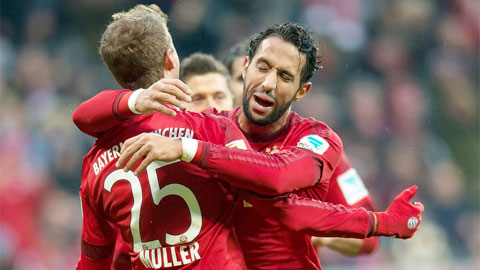Hạ Berlin 2-0, Bayern tiến gần chức vô địch lượt đi