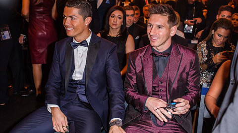 Ronaldo và Messi đang là 2 ứng viên cho danh hiệu QBV FIFA 2015