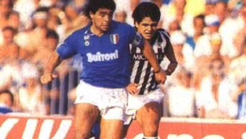 Huyền thoại Diego Maradona có một người em trai cũng là cầu thủ