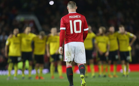 Rooney và đồng đội thất bại trong loạt đấu luân lưu