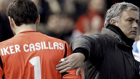 'Đá đểu' học trò cũ, Mourinho chúc Casillas đoạt… Europa League