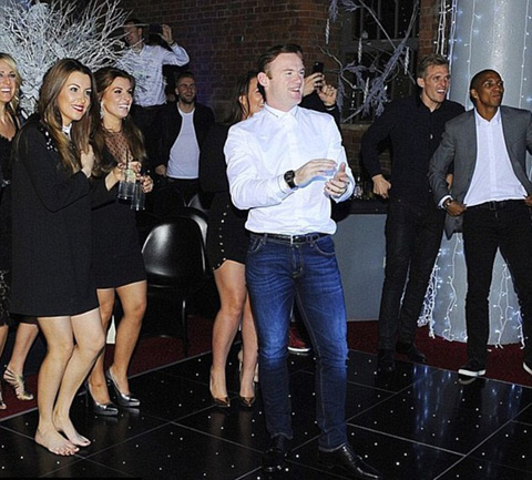 Rooney và các đồng đội sẽ tổ chức một bữa tiệc hoành tráng vào dịp khác
