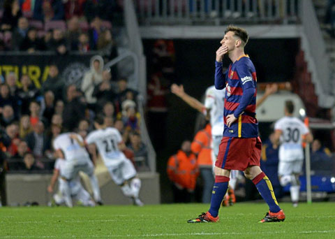Messi tỏa sáng nhưng chưa đủ để Barca chiến thắng