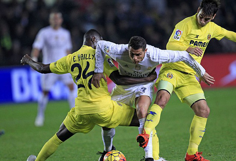 Ronaldo bất lực trong việc tìm kiếm bàn thắng vào lưới Villarreal