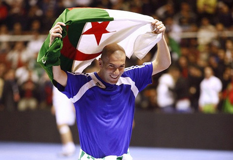 Nếu được quay ngược thời gian, Zidane rất có thể sẽ chơi cho Algeria