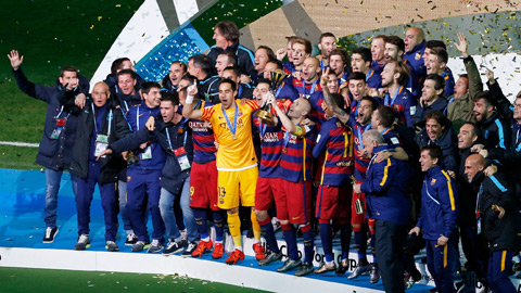 Barca đăng quang và ăn mừng vô địch FIFA Club World Cup