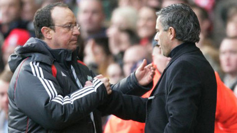 Nếu sa thải Benitez, Real sẽ mời lại Mourinho