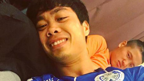 Công Phượng hào hứng khoe ảnh chụp áo đấu của Mito cùng đồng đội U23 Việt Nam