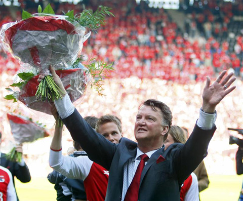 HLV Van Gaal trong ngày chia tay CLB AZ Alkmaar