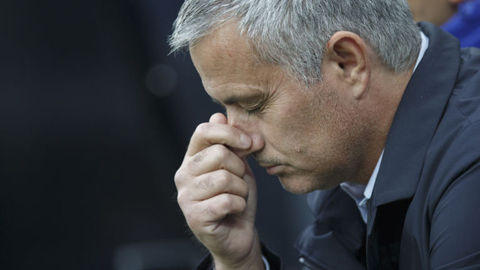 Mourinho bị sa thải có thể do sử dụng sơ đồ 4-2-3-1 không còn mang lại hiệu quả