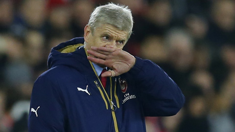 Wenger trách Arsenal yếu đuối sau thất bại trước Southampton