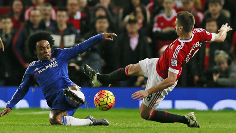 M.U 0-0 Chelsea: Van Gaal thay đổi, Quỷ đỏ lột xác