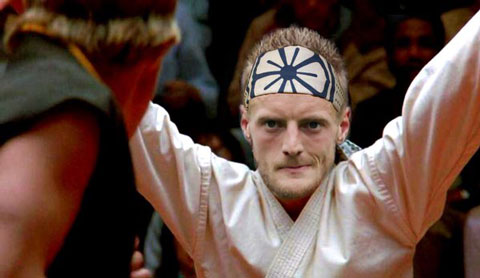 Tháng 11: Jamie Vardy xuất sắc phá kỷ lục ghi bàn trong 11 trận liên tiếp của Ruud van Nistelrooy