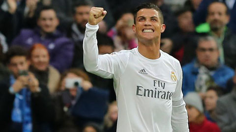 Hết tự khen mình số 1, Ronaldo giờ ví bản thân với Chúa