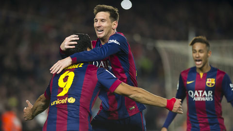 Nhường suất đá giữa cho Suarez đã giúp Messi tự cởi tró cho chính mình