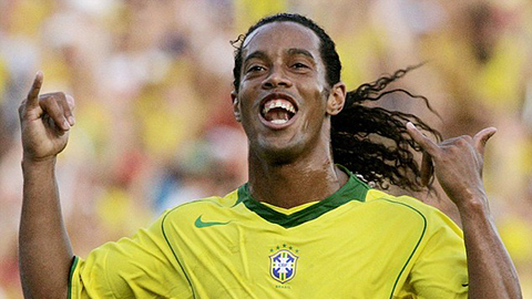 Ronaldinho sẽ đá tối thiểu 40 phút với ĐT Ngôi sao Việt Nam vào tháng 4 tới