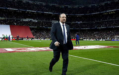 Benitez luôn đổ lỗi quanh co sau những thất bại của Real