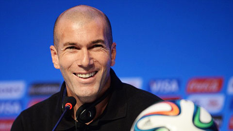 Zidane lên nắm Real: Học thầy không tày học bạn