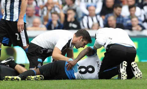 Newcastle có 10 ca chấn thương, cao thứ 2 tại Ngoại hạng Anh 2015/16
