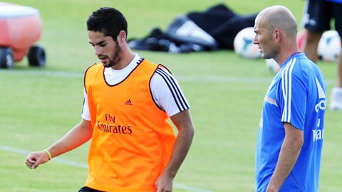 Zidane không để Isco rời Real Madrid